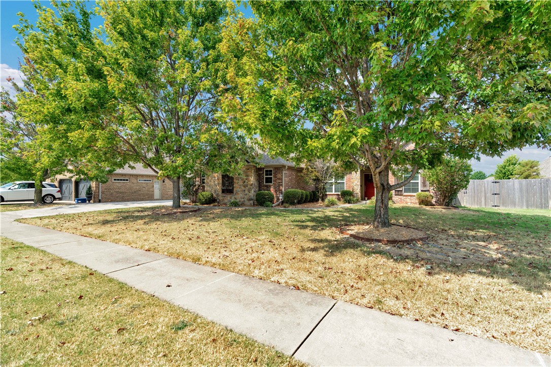 main property photo 33