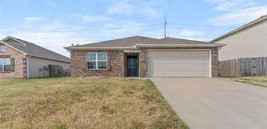image of property with 3 Bed | 2 Bath | 1,428 Sqft