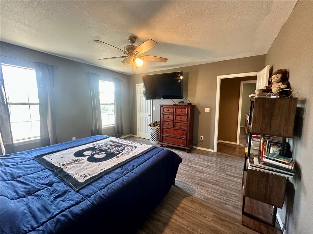 main property photo 16