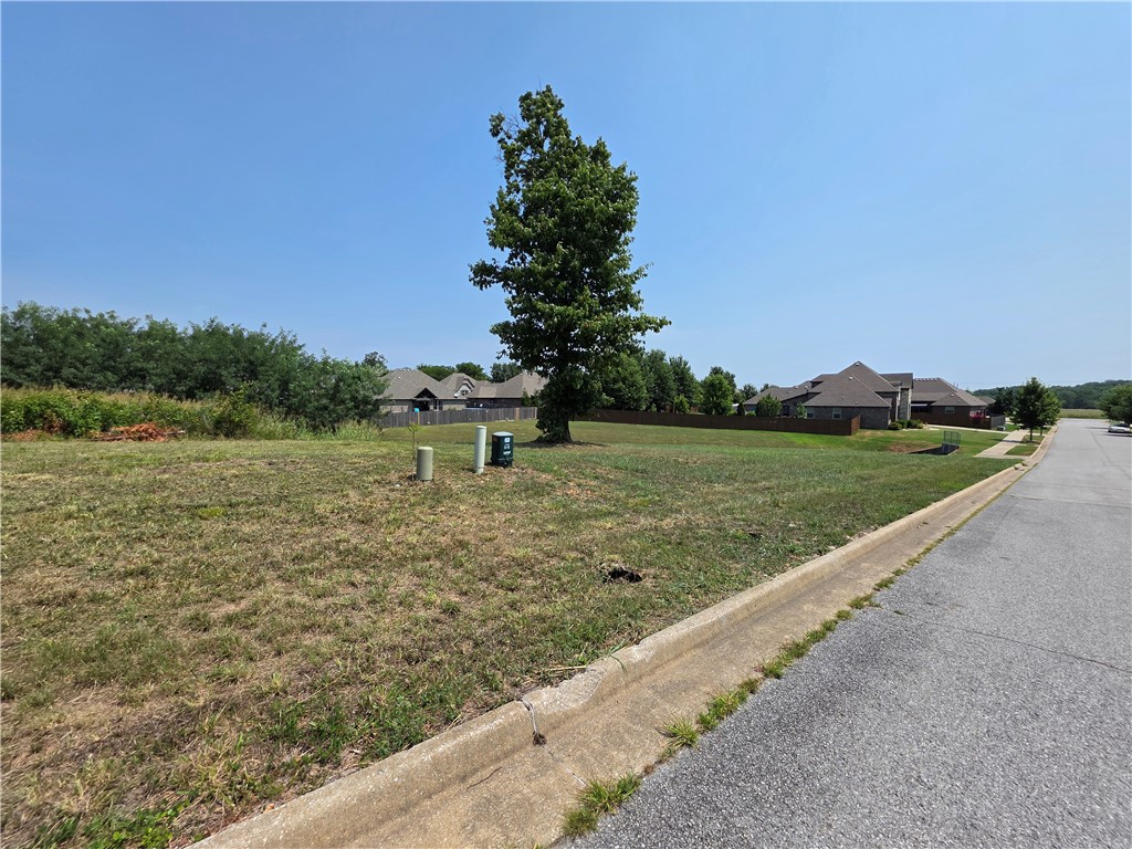 main property photo 5