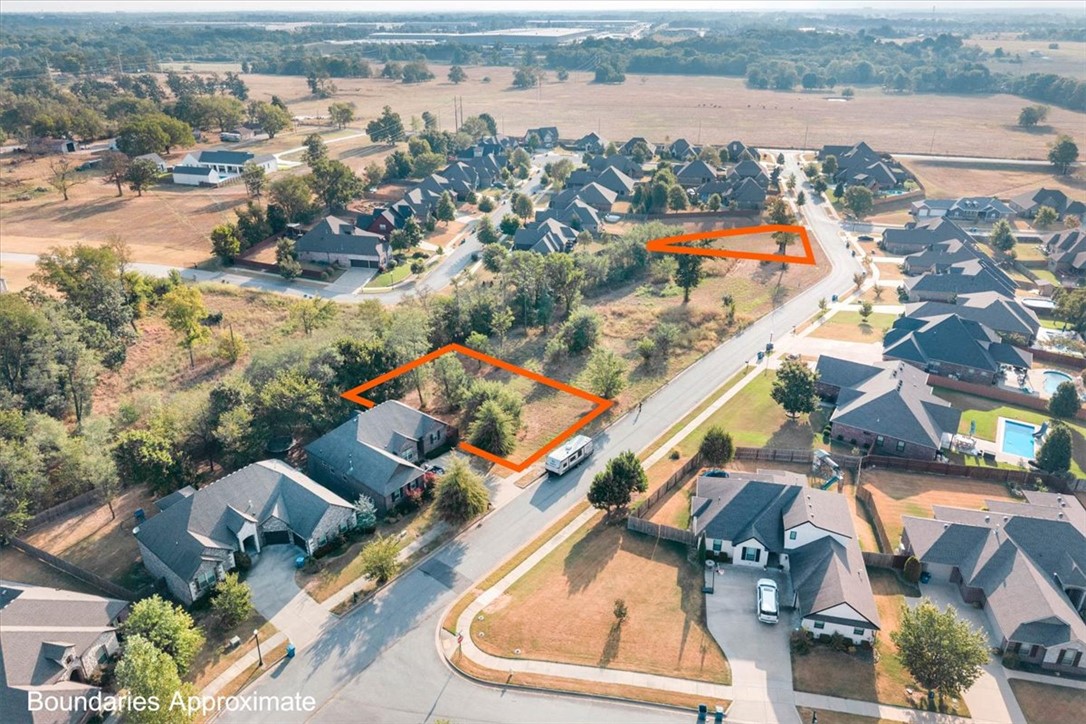 main property photo 6
