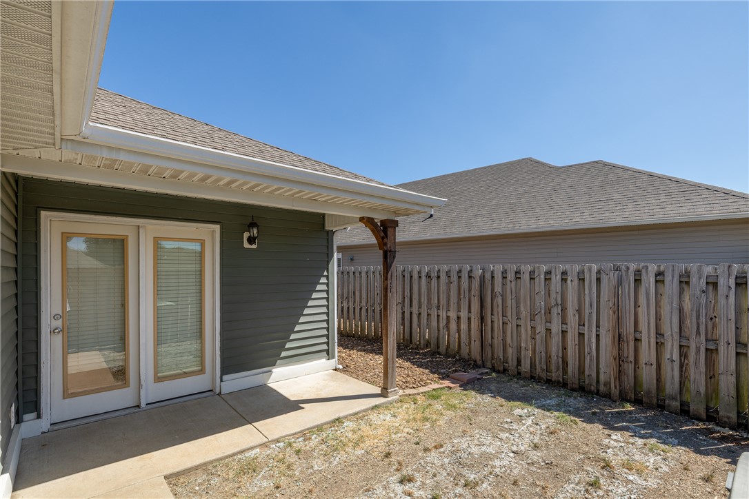 main property photo 22