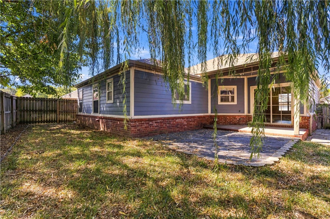 main property photo 29