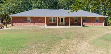 image of property with 4 Bed | 3 Bath | 3,222 Sqft