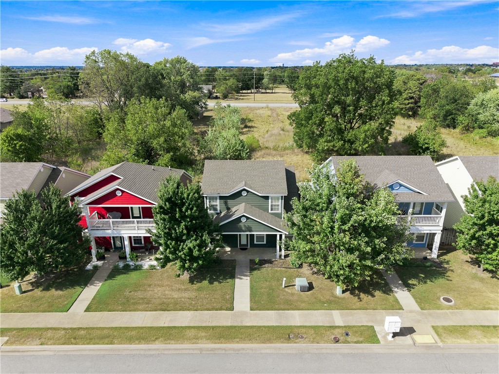 main property photo 11