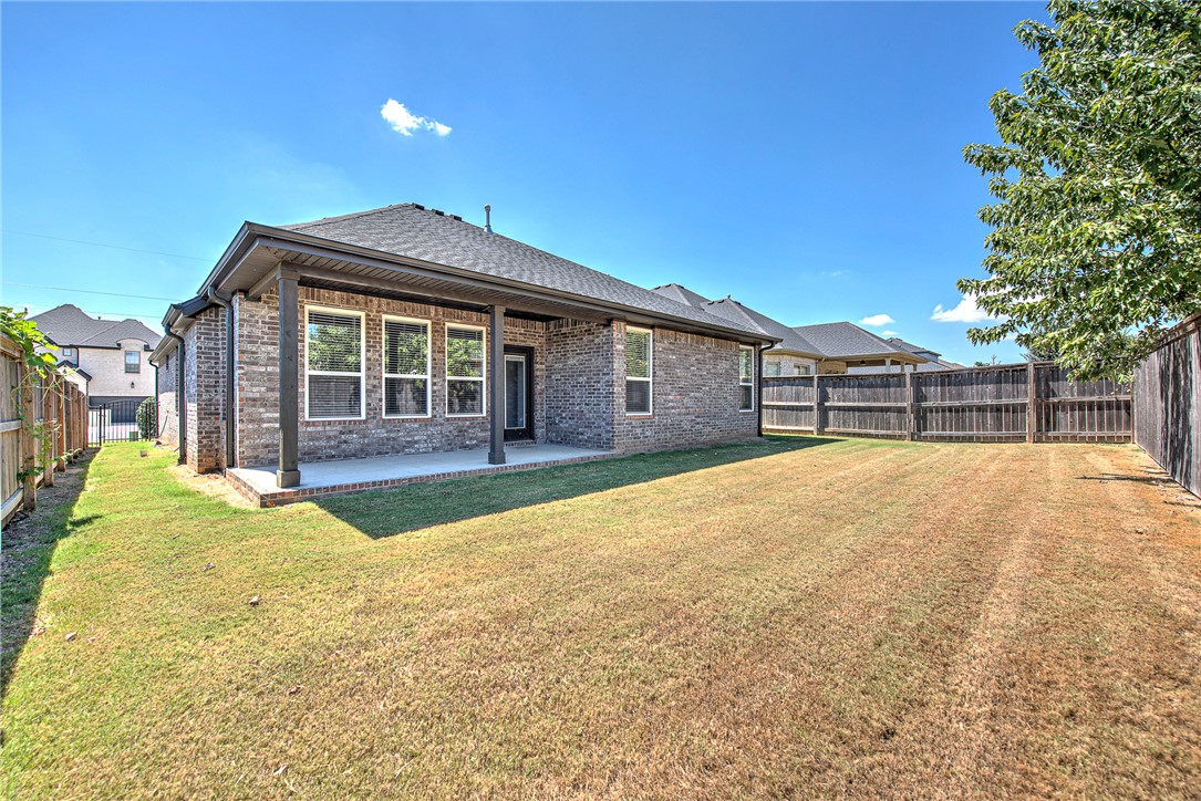 main property photo 41