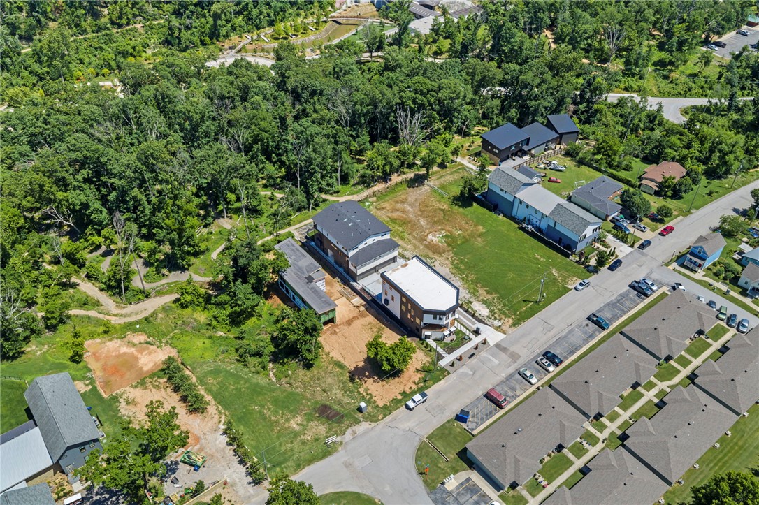 main property photo 47