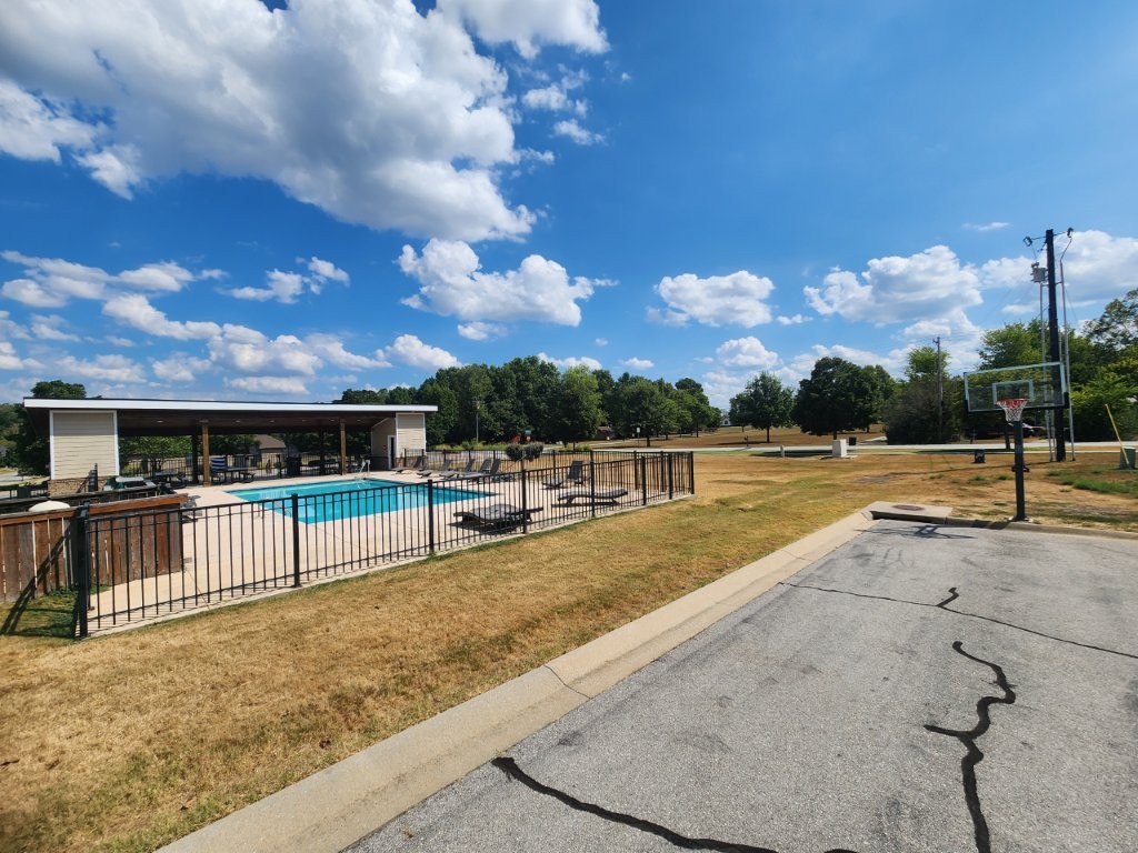 main property photo 48