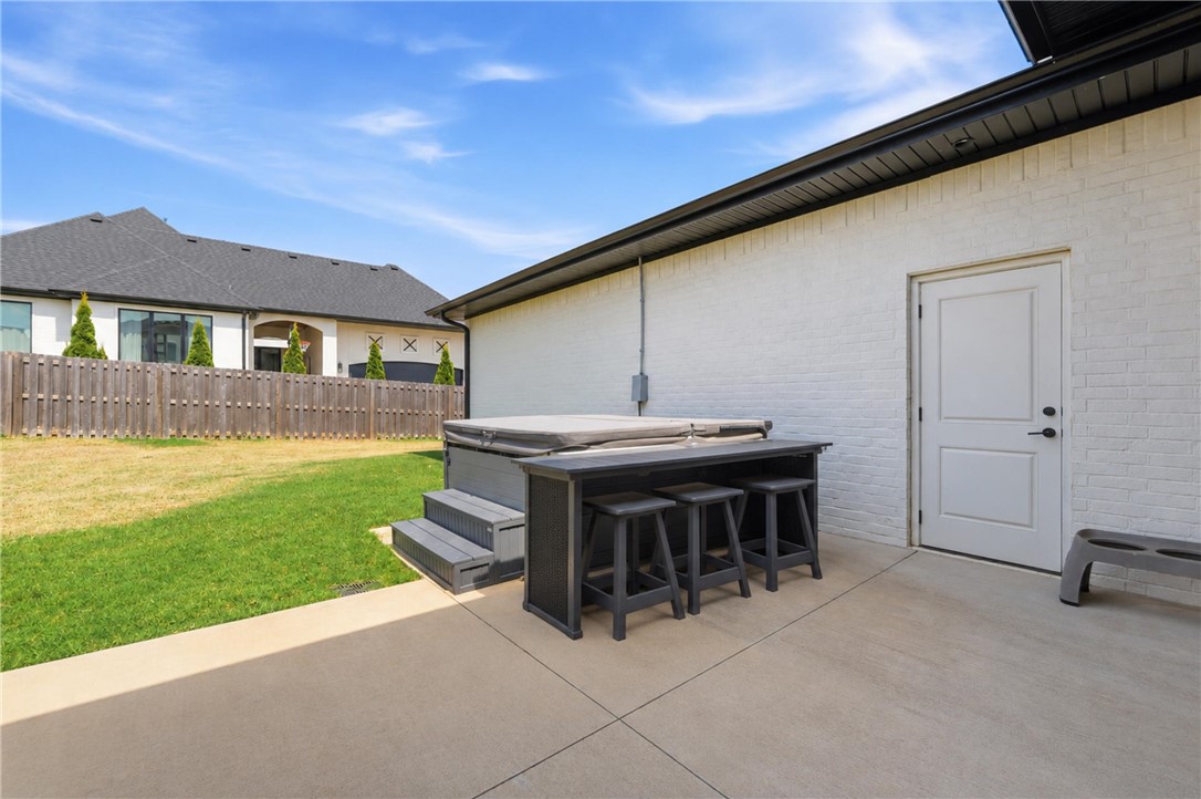 main property photo 45