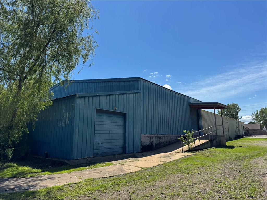 main property photo 7
