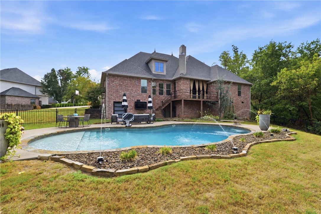 main property photo 39