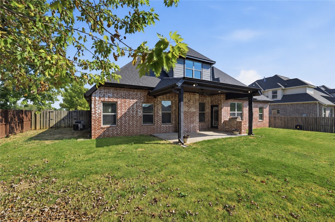 main property photo 30