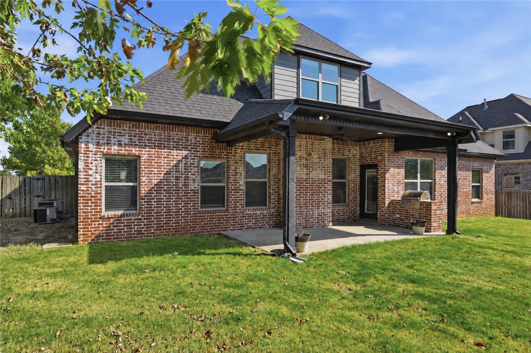 main property photo 32