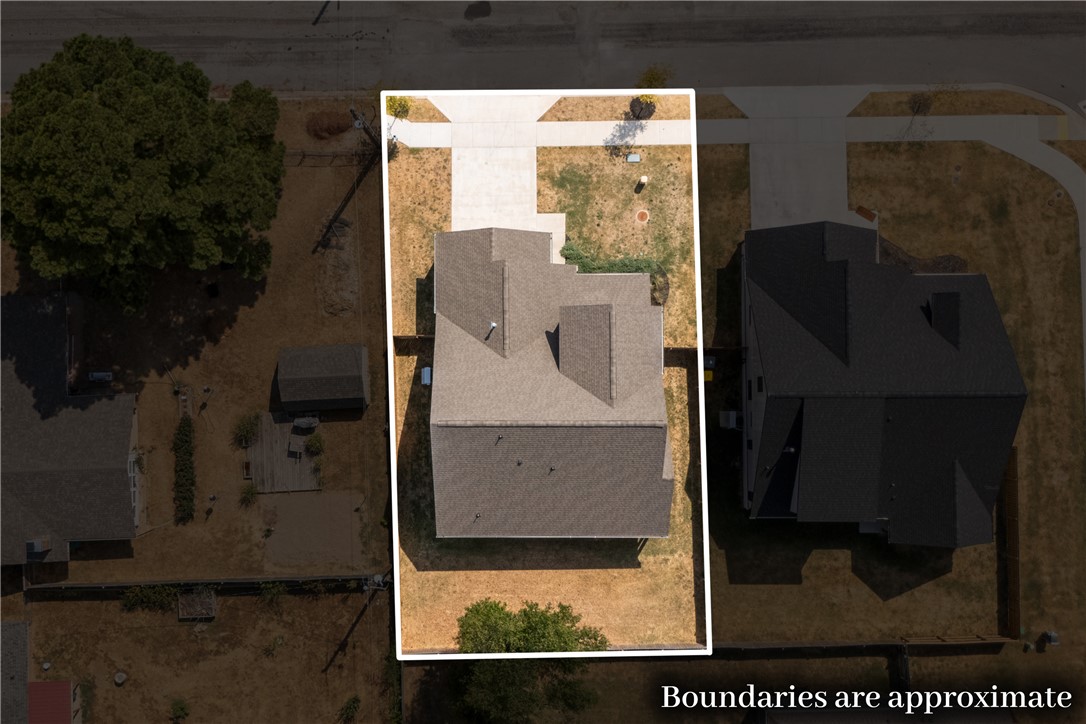 main property photo 34