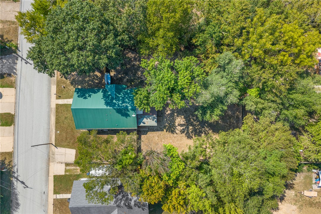 main property photo 33