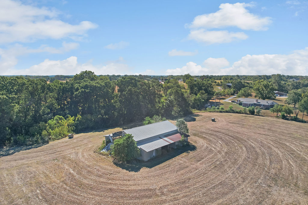 main property photo 8