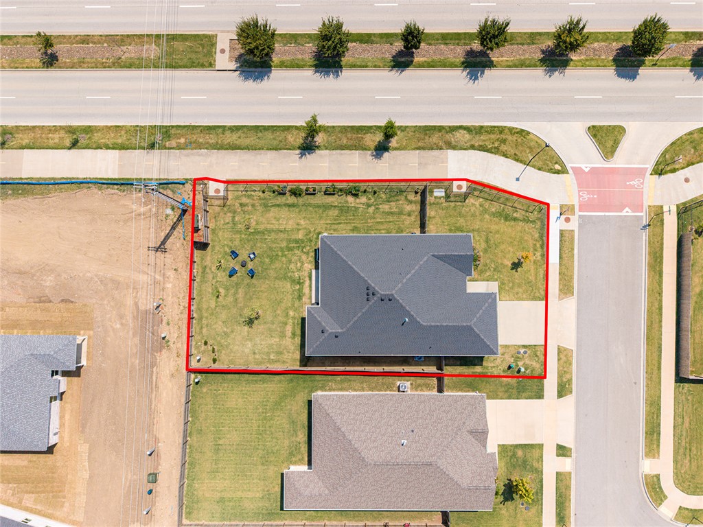 main property photo 33