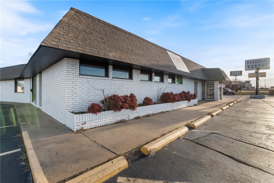 main property photo 26