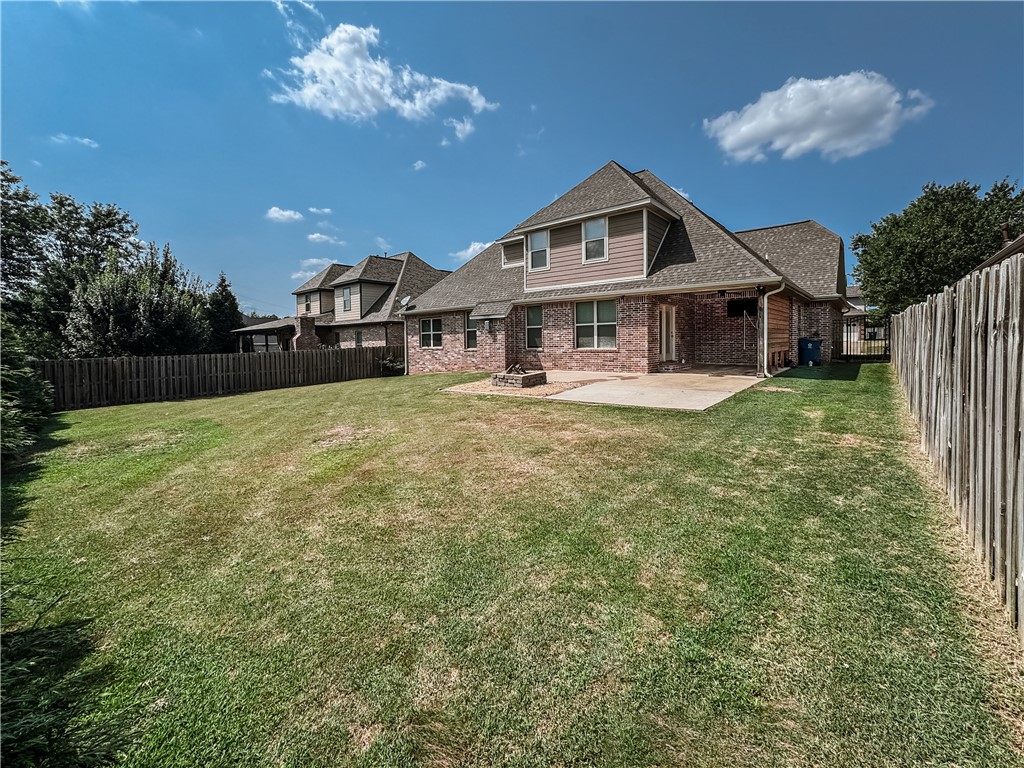 main property photo 28