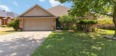 image of property with 4 Bed | 2 Bath | 1,684 Sqft