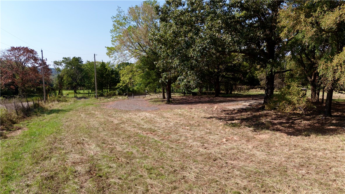 main property photo 12