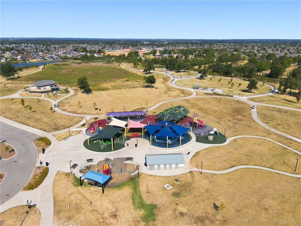 main property photo 25
