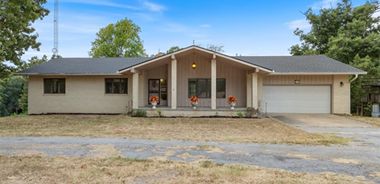 image of property with 4 Bed | 3 Bath | 3,312 Sqft