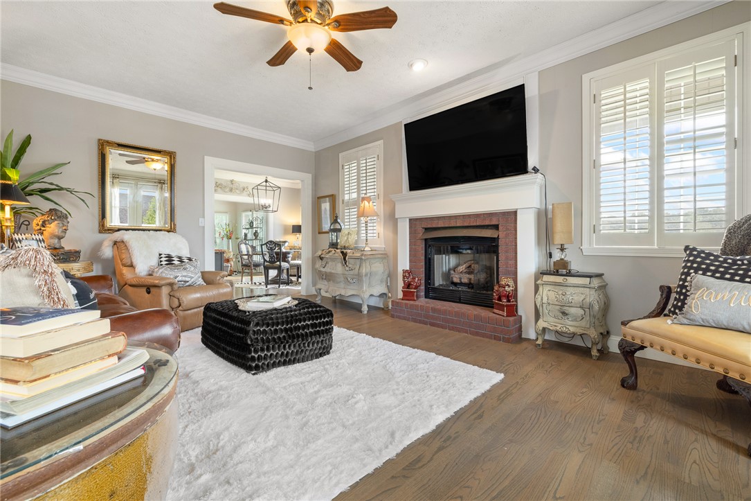 main property photo 7