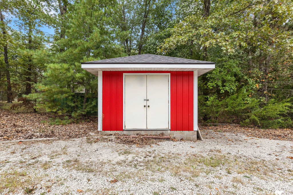 main property photo 43