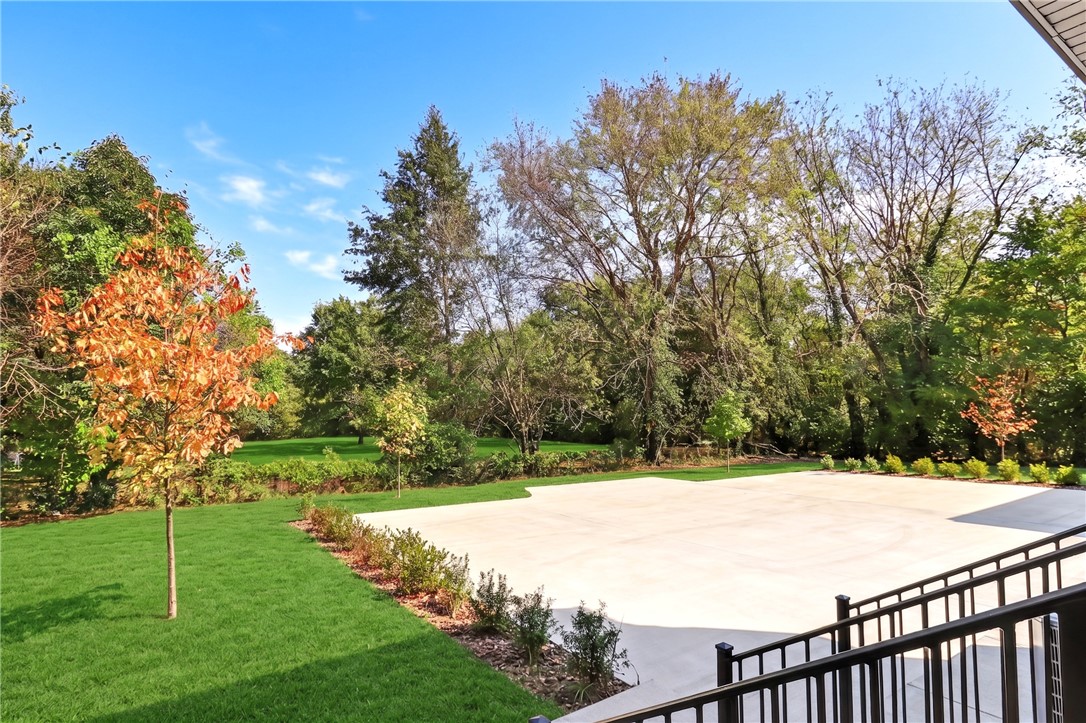 main property photo 27