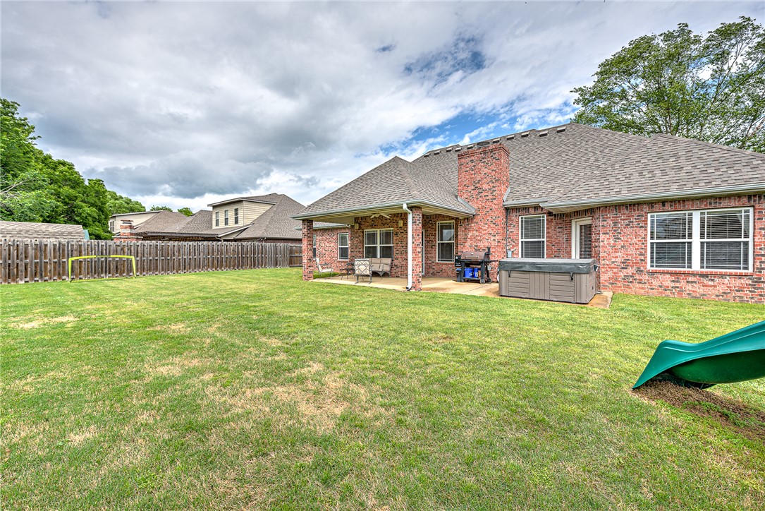 main property photo 32