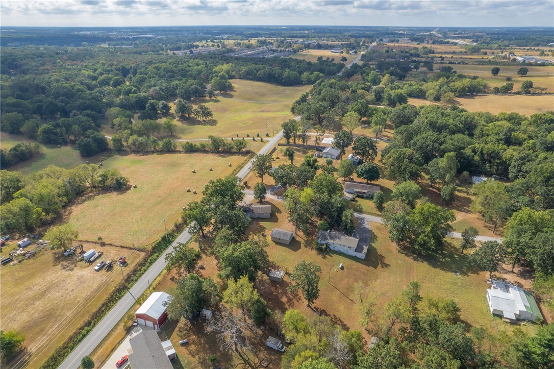 main property photo 40