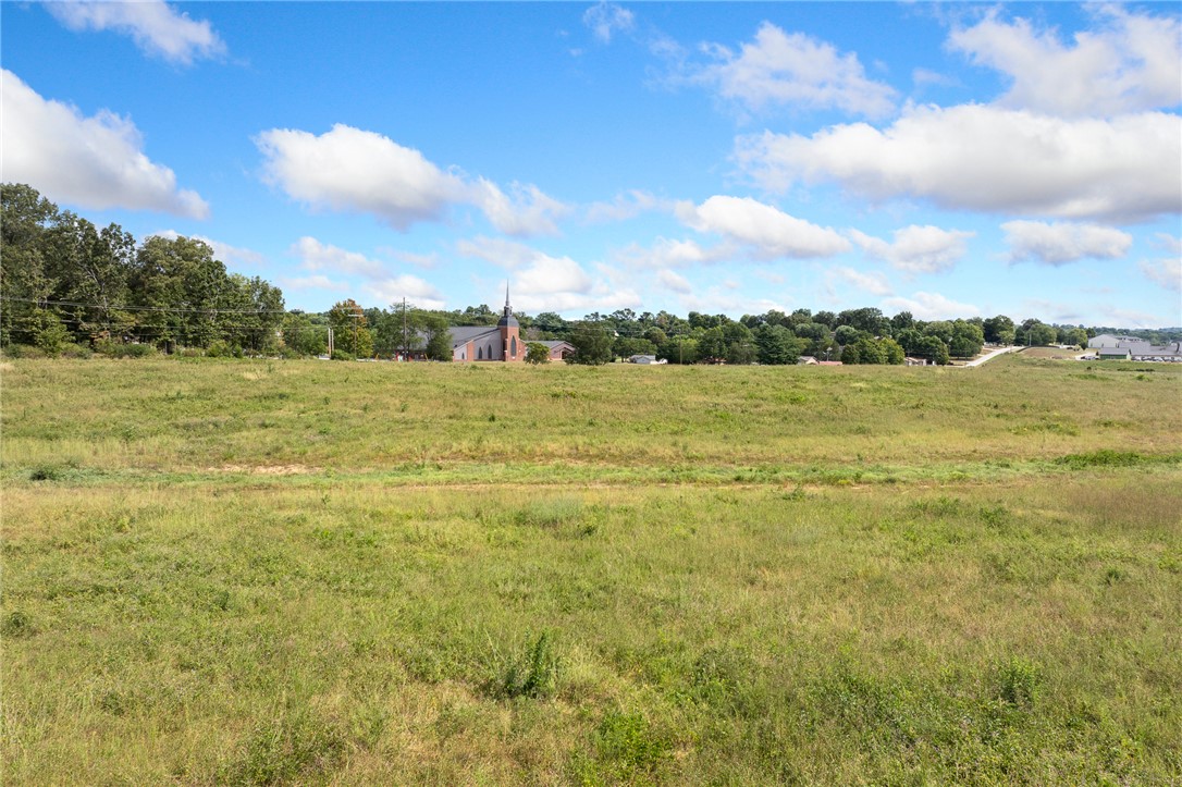 main property photo 12