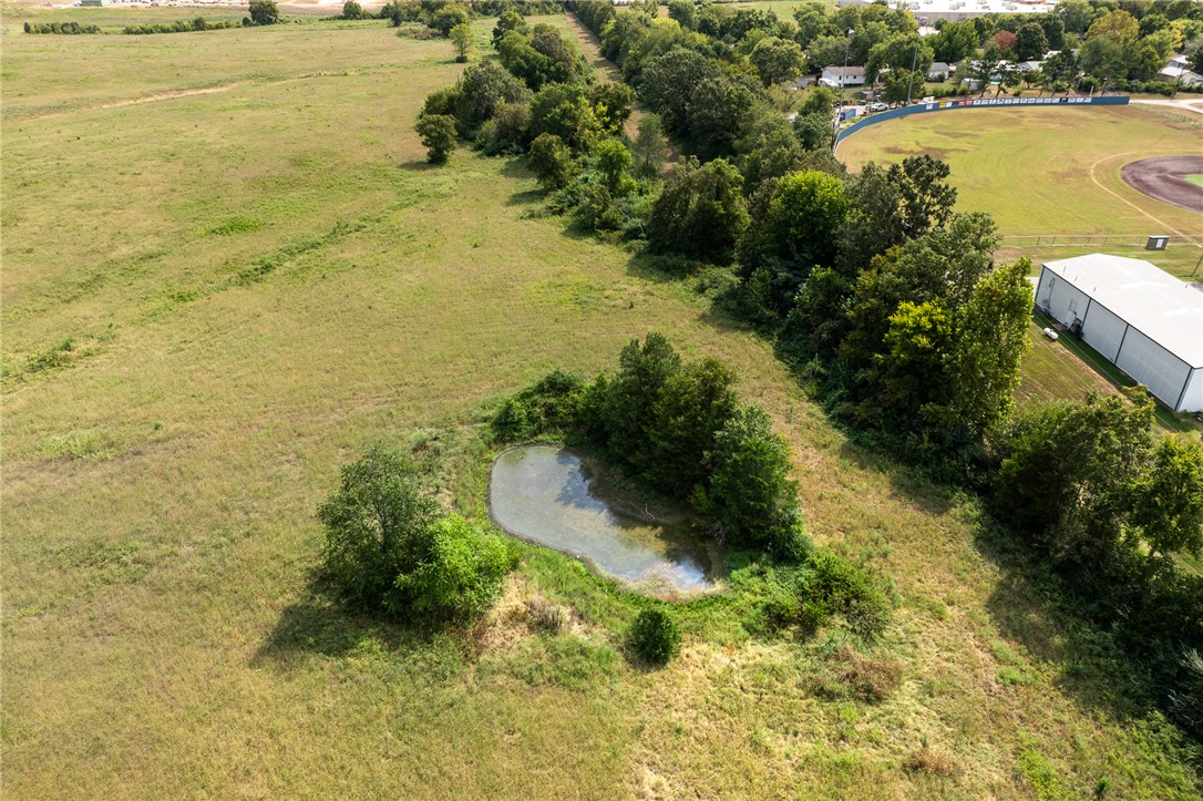 main property photo 7