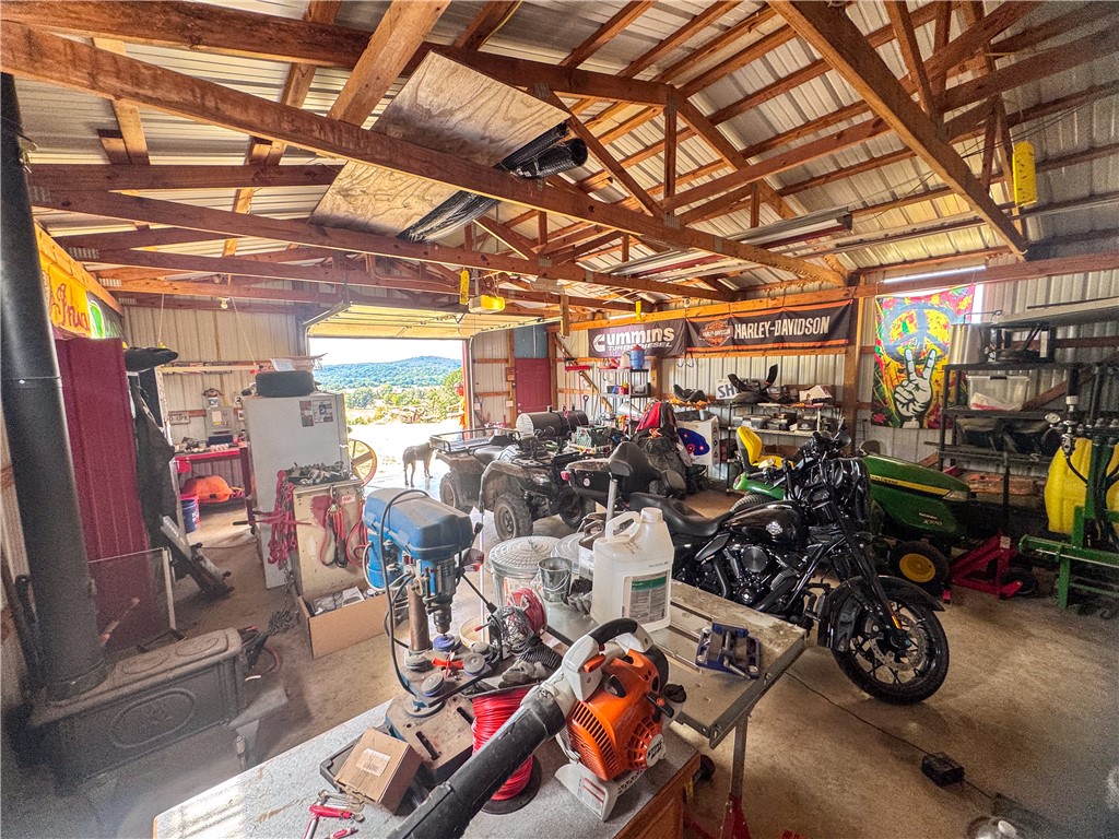 main property photo 28