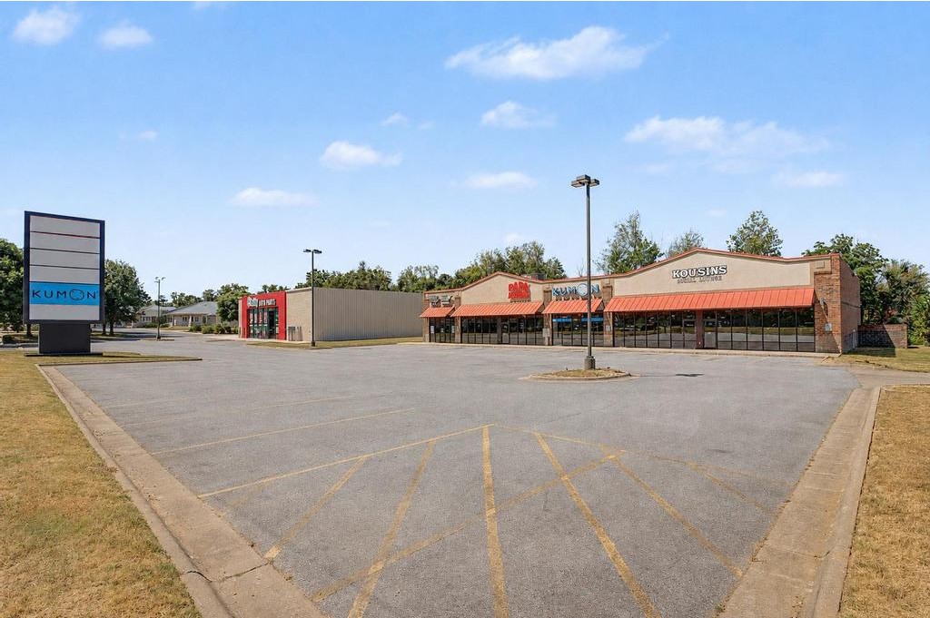 main property photo 18