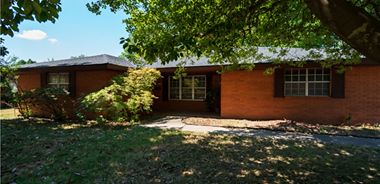 image of property with 3 Bed | 2 Bath | 1,790 Sqft