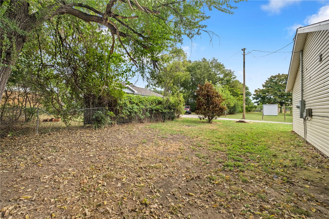 main property photo 24
