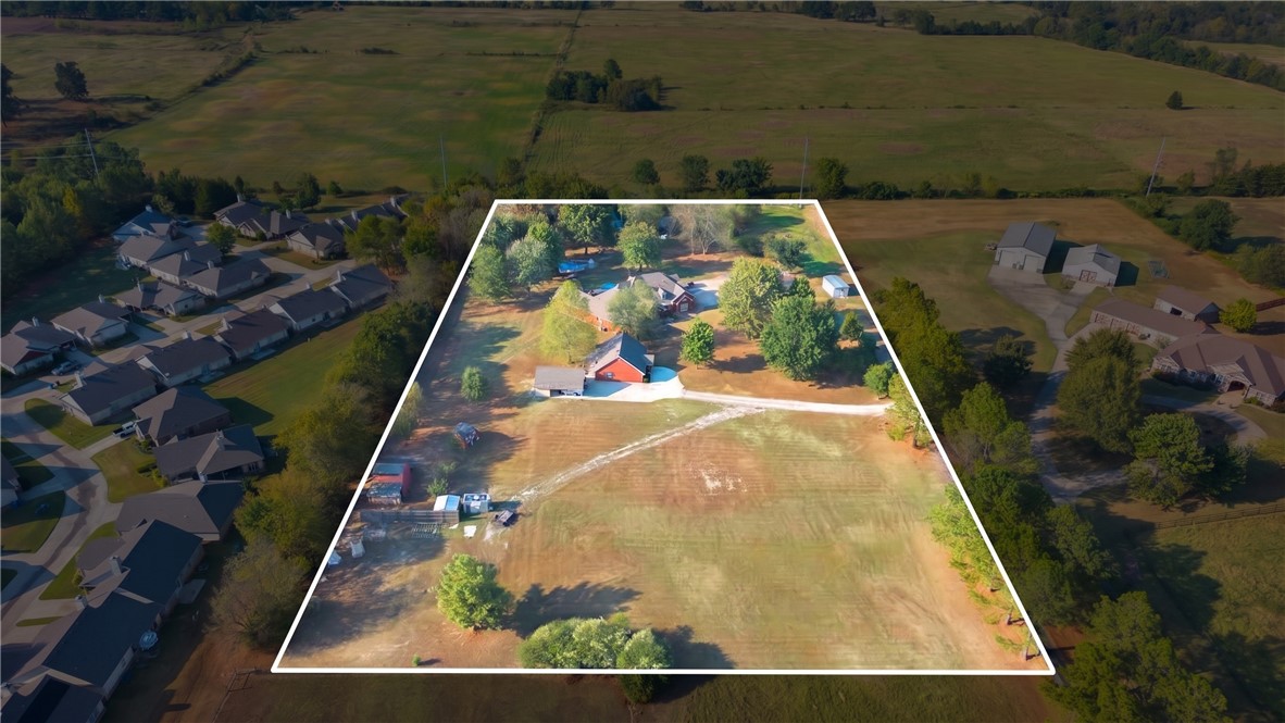 main property photo 34