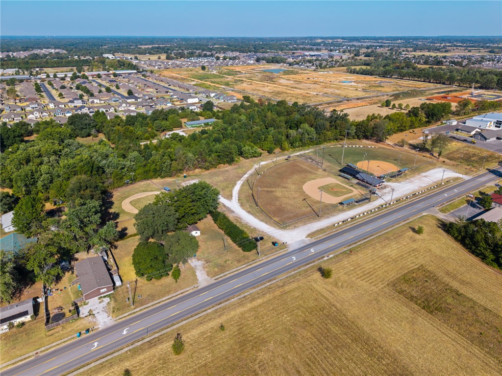 main property photo 17