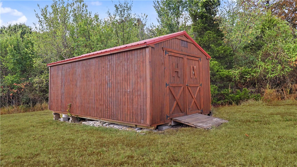 main property photo 51