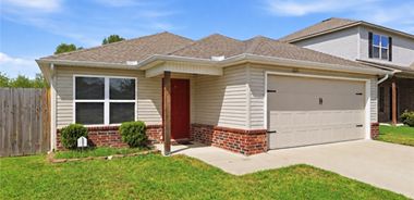 image of property with 3 Bed | 2 Bath | 1,612 Sqft