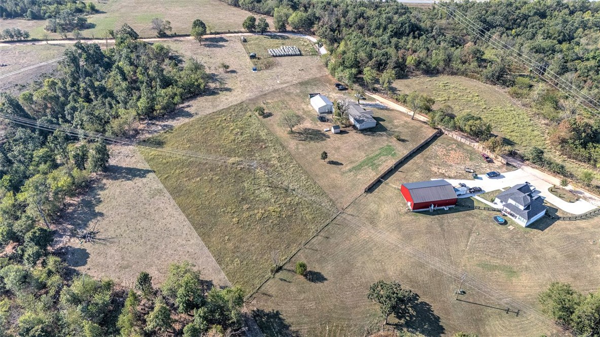 main property photo 38