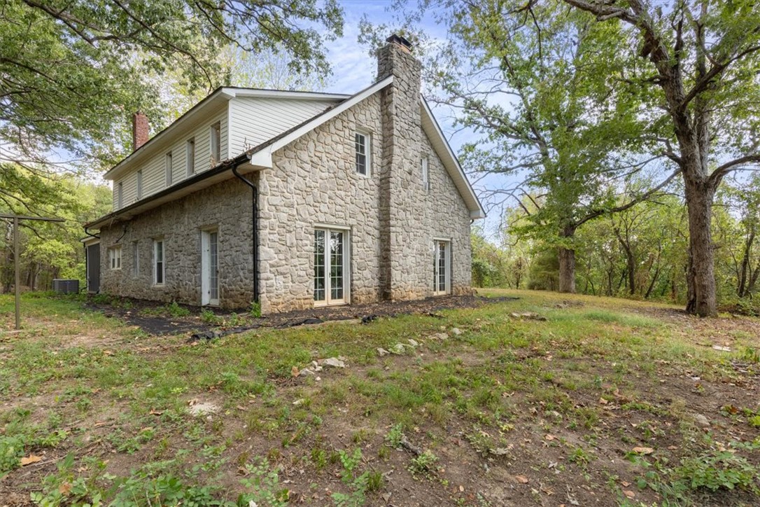 main property photo 30