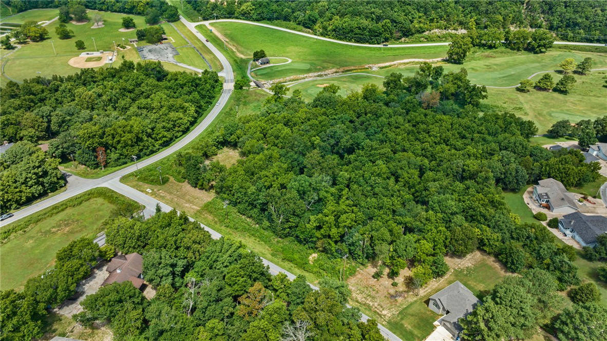 main property photo 25