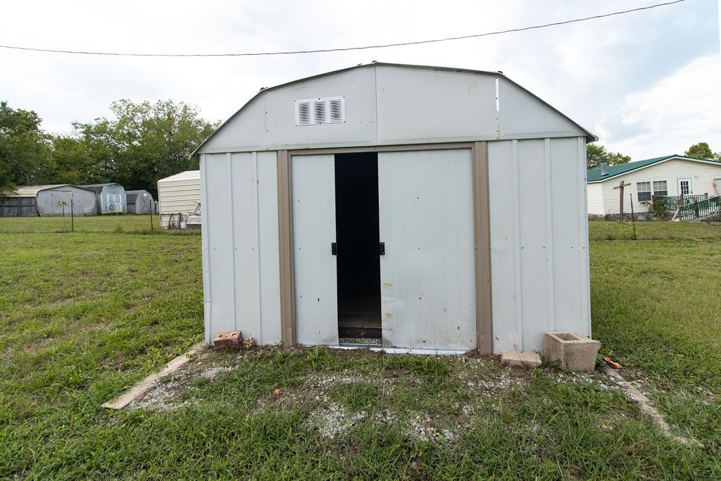 main property photo 48