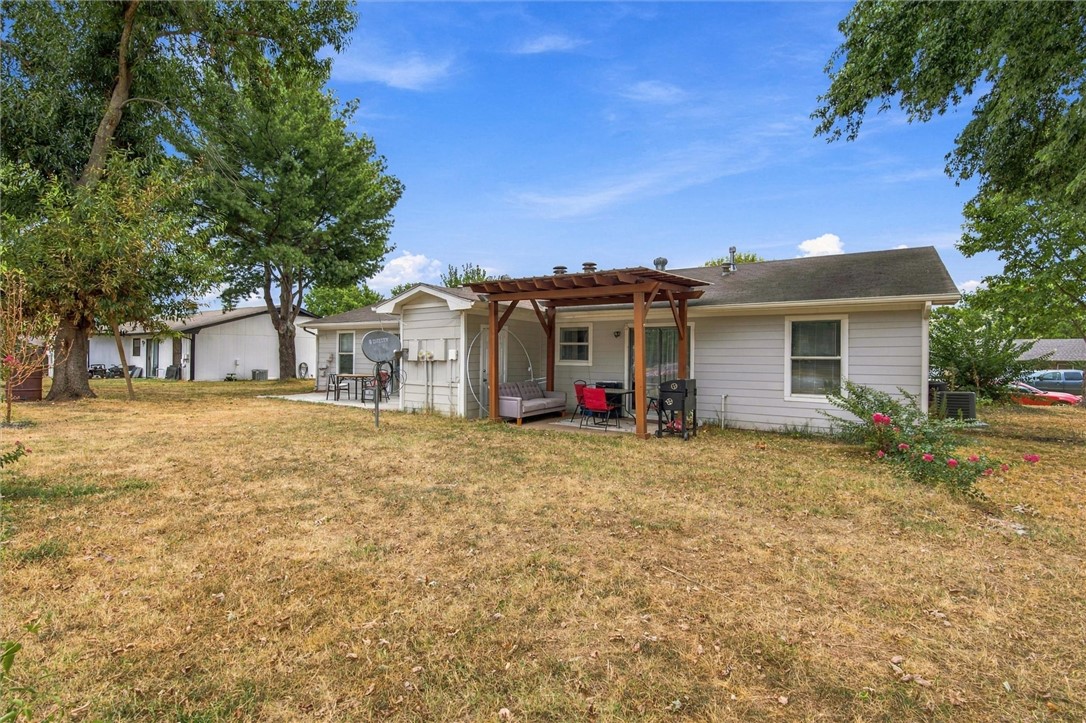 main property photo 15