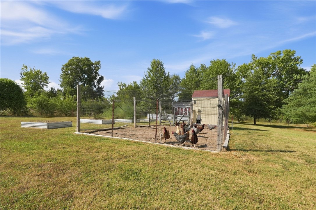 main property photo 36