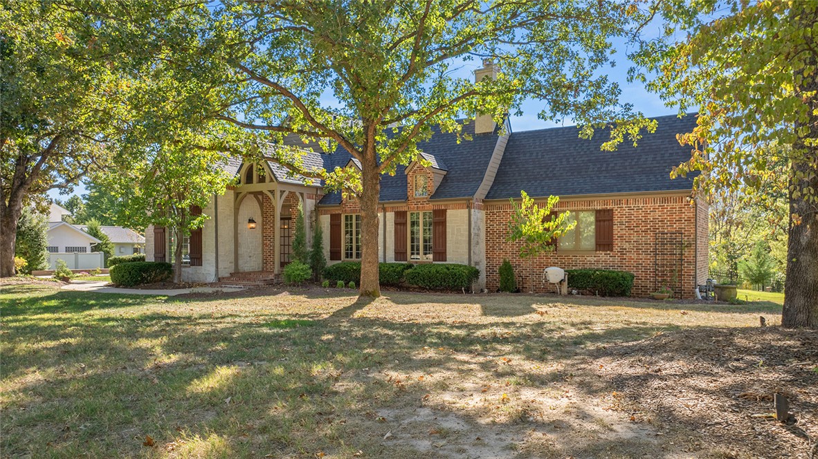 main property photo 9