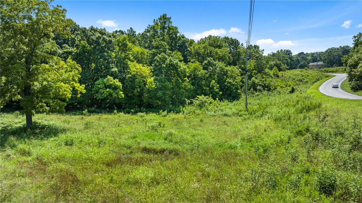 main property photo 7